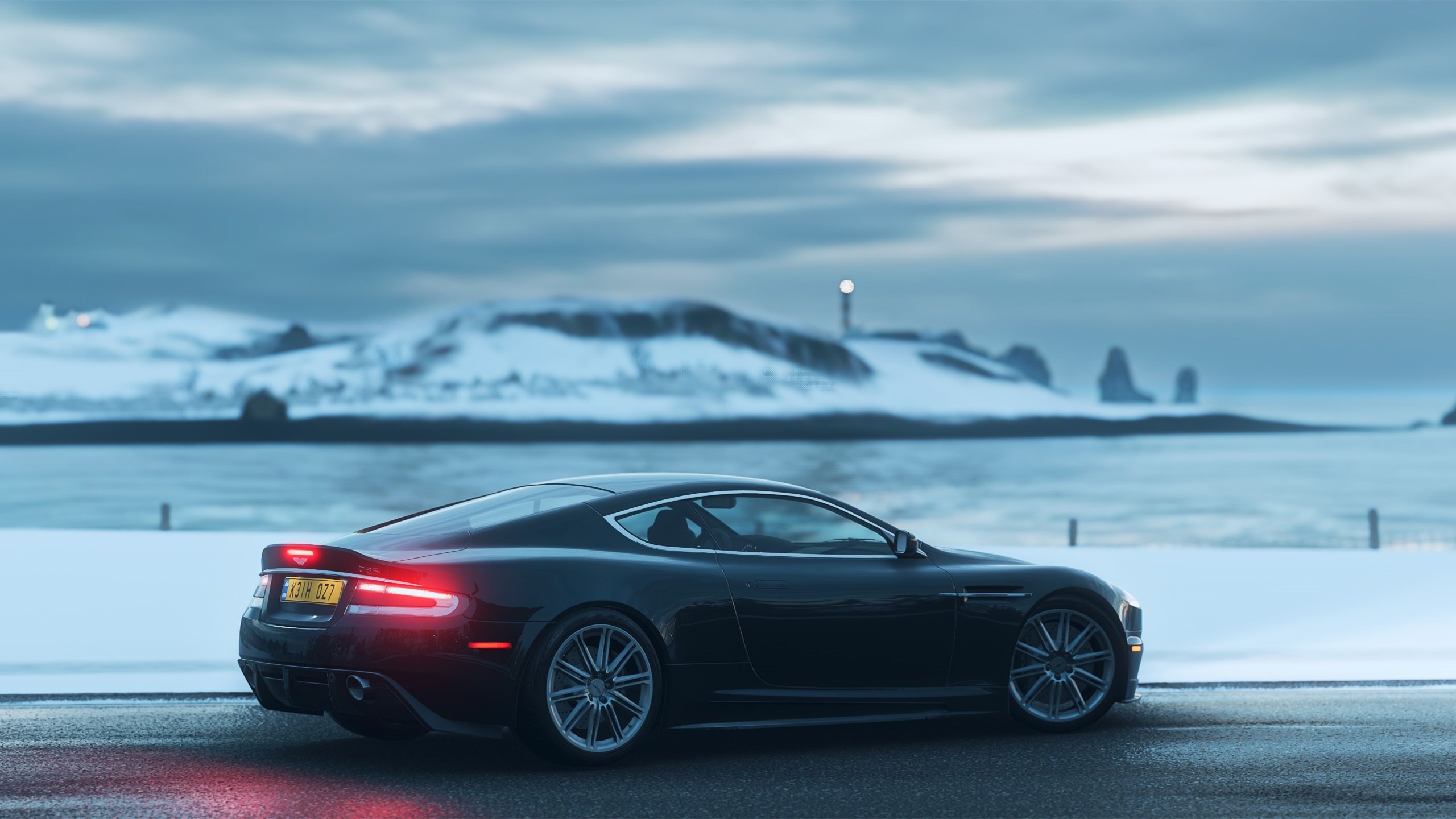 高科技特制轮胎引领速度新纪元，科技的车轮