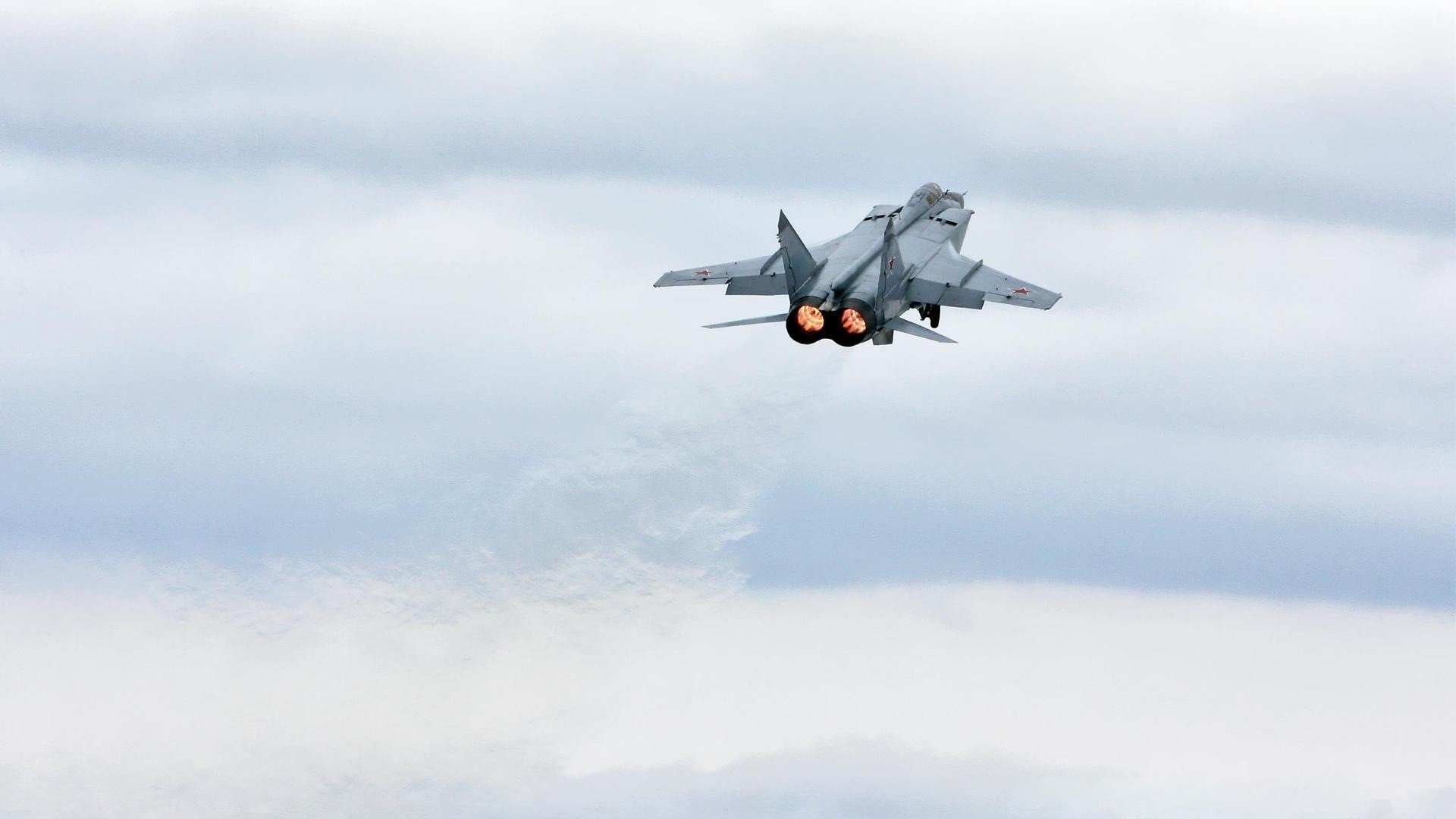 开云官网-强大对手不容小视，揪心战绩反复脉脉，强大的对手是什么意思