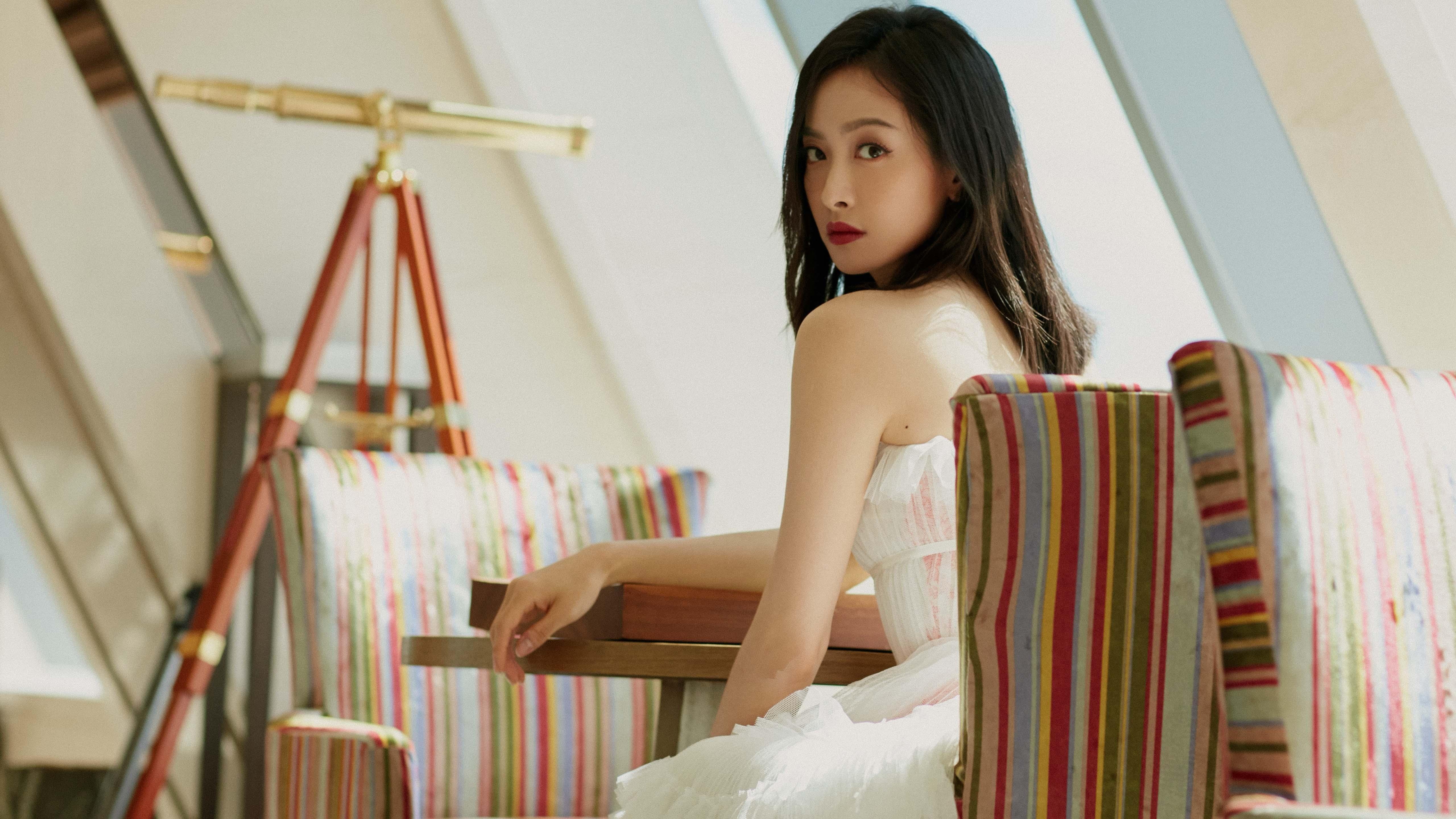 kaiyun体育app-雷霆签下潜力中锋备战常规赛，雷霆主力队员